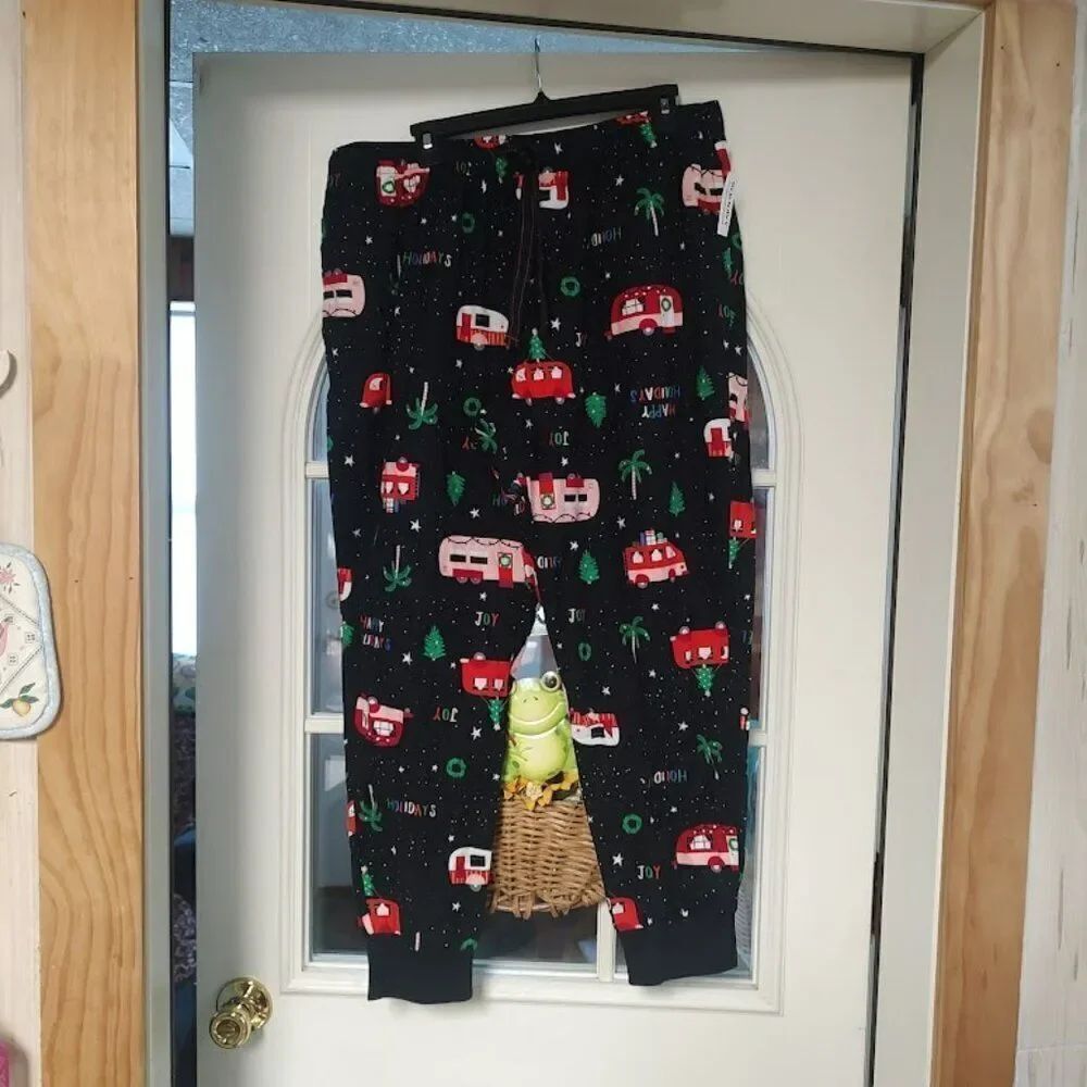 New Old Navy Black Christmas Camper Flannel Jogger Lounge Pants Women's L